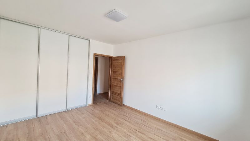 Prodazha CHastnye-doma, CHastnye-doma, Senec, Slovakia