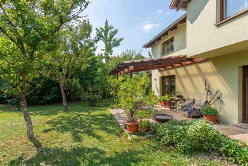 Prodazha CHastnye-doma, CHastnye-doma, Nové Košariská, Senec, Slovakia