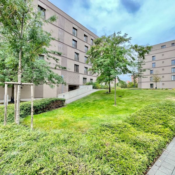 Arenda 3-komnatnaya, 3-komnatnaya, Račianska, Bratislava - Nové Mesto,