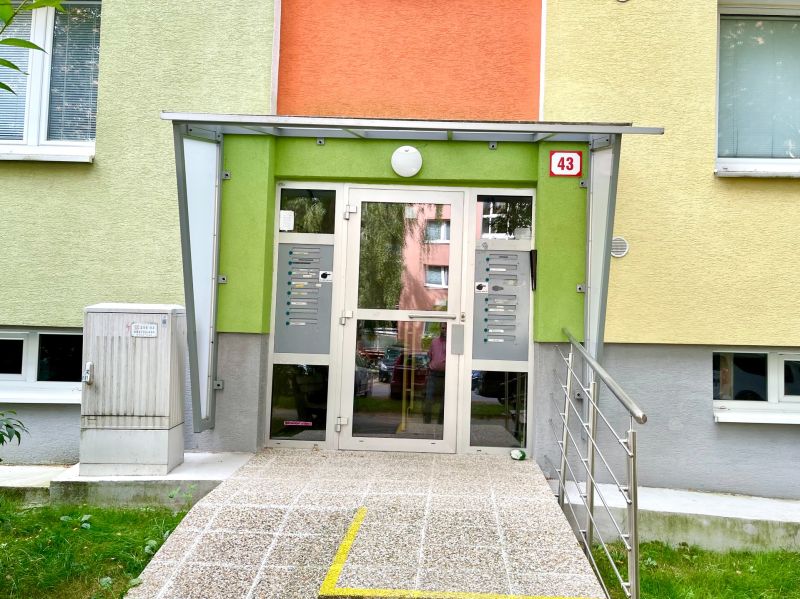 Arenda 3-komnatnaya, 3-komnatnaya, Studenohorská, Bratislava - Lamač, 