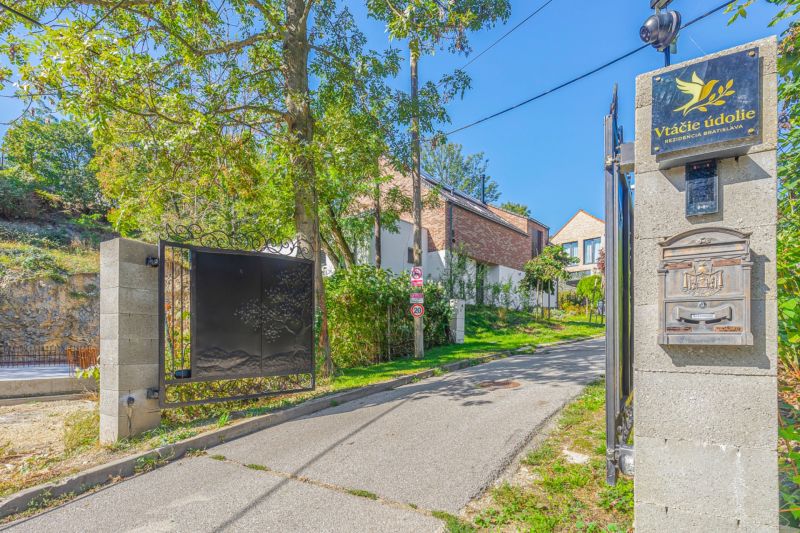 Arenda CHastnye-doma, CHastnye-doma, Vtáčie údolie, Bratislava - Nové 