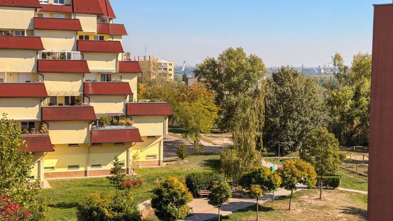 Arenda 4-komnatnaya, 4-komnatnaya, KRESÁNKOV, Bratislava - Karlova Ves