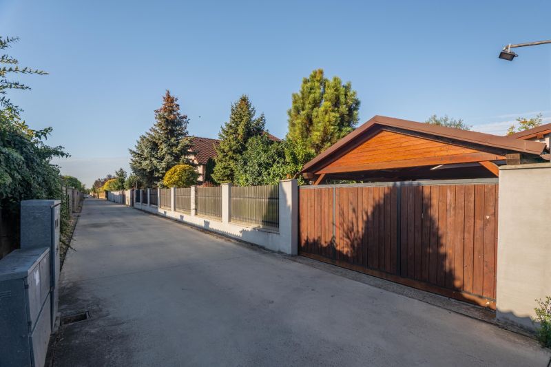 Prodazha CHastnye-doma, CHastnye-doma, Nove Košariská 2357, Senec, Slo