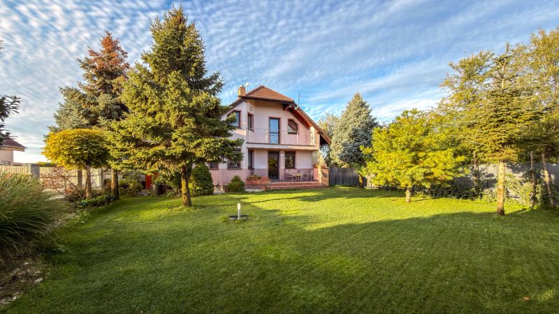 Prodazha CHastnye-doma, CHastnye-doma, Nove Košariská 2357, Senec, Slo
