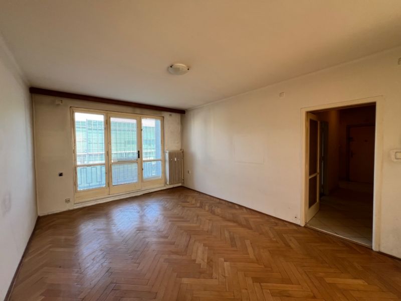 Prodazha 3-komnatnaya, 3-komnatnaya, Travská cesta, Bratislava - Ružin