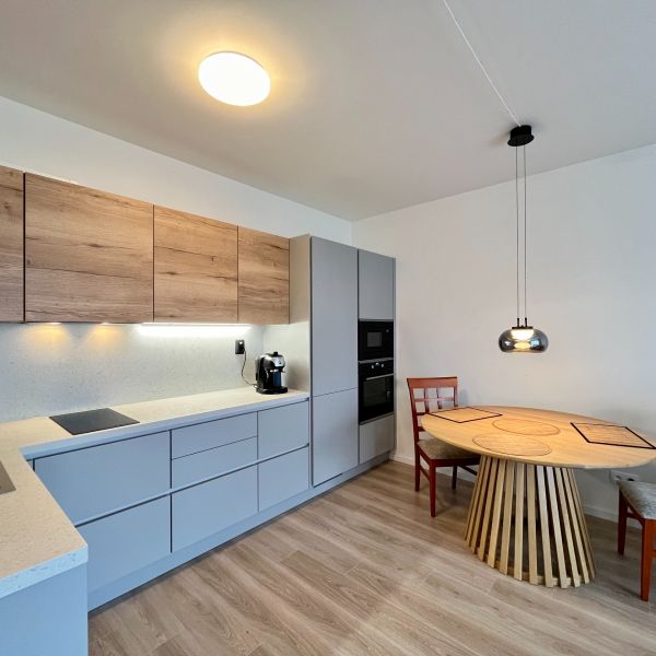 Arenda 2-komnatnaya, 2-komnatnaya, Jána Langoša, Bratislava - Lamač, S