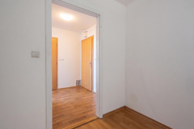 Prodazha 2-komnatnaya, 2-komnatnaya, Bajkalská, Bratislava - Ružinov, 